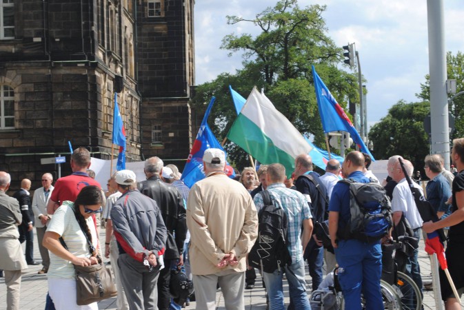 PM: Kundgebung vor der sächsischen Staatskanzlei